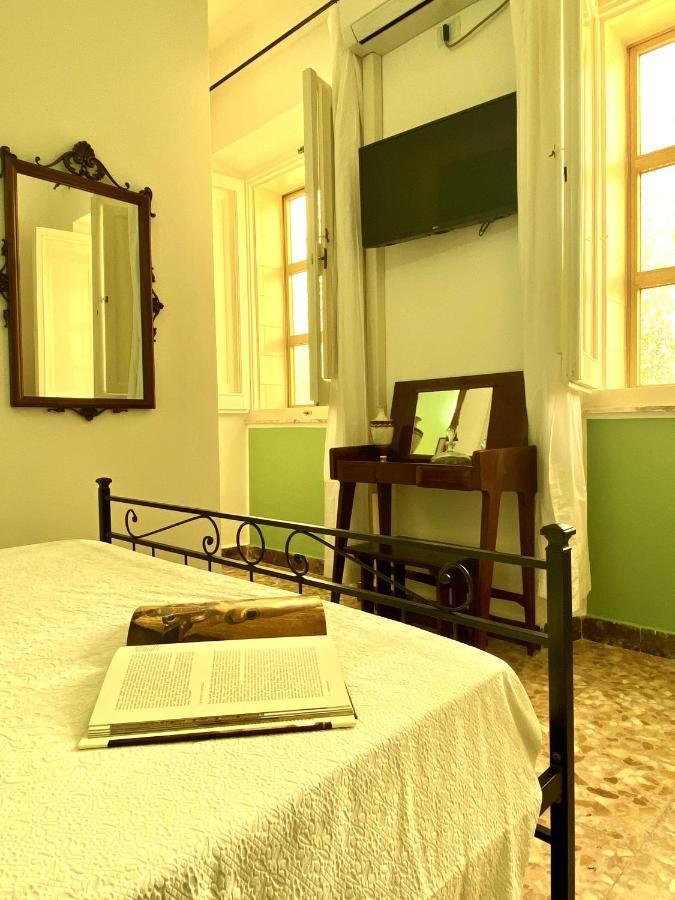 Villa Rocco Rooms Santa Teresa Gallura Exteriör bild