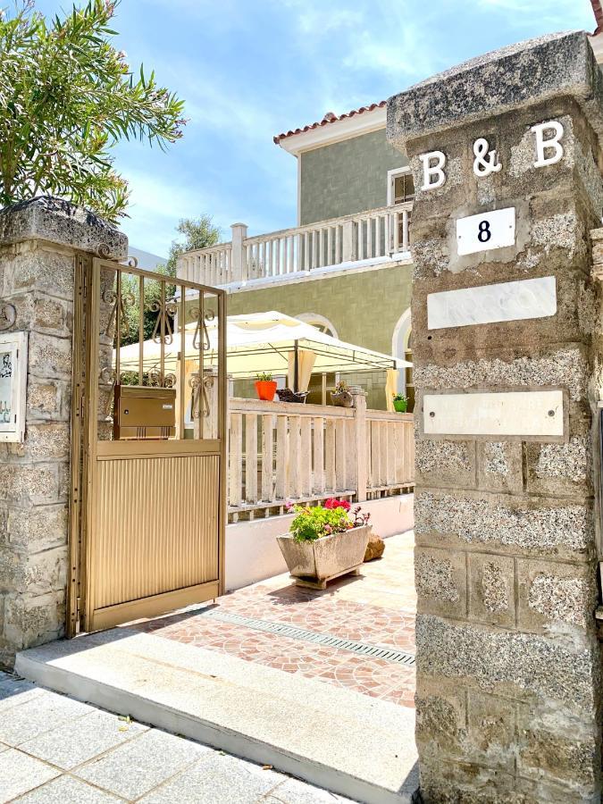 Villa Rocco Rooms Santa Teresa Gallura Exteriör bild