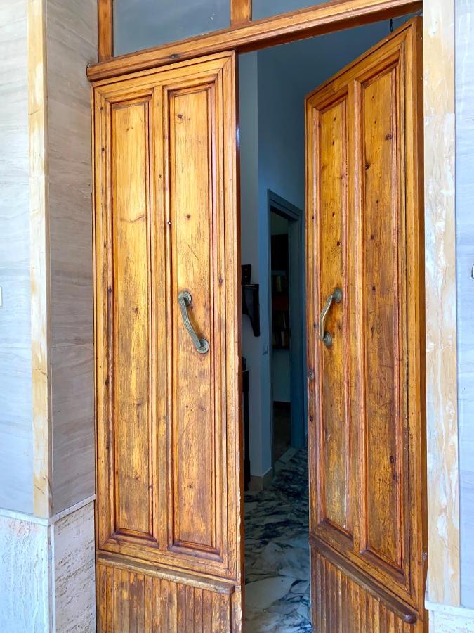 Villa Rocco Rooms Santa Teresa Gallura Exteriör bild